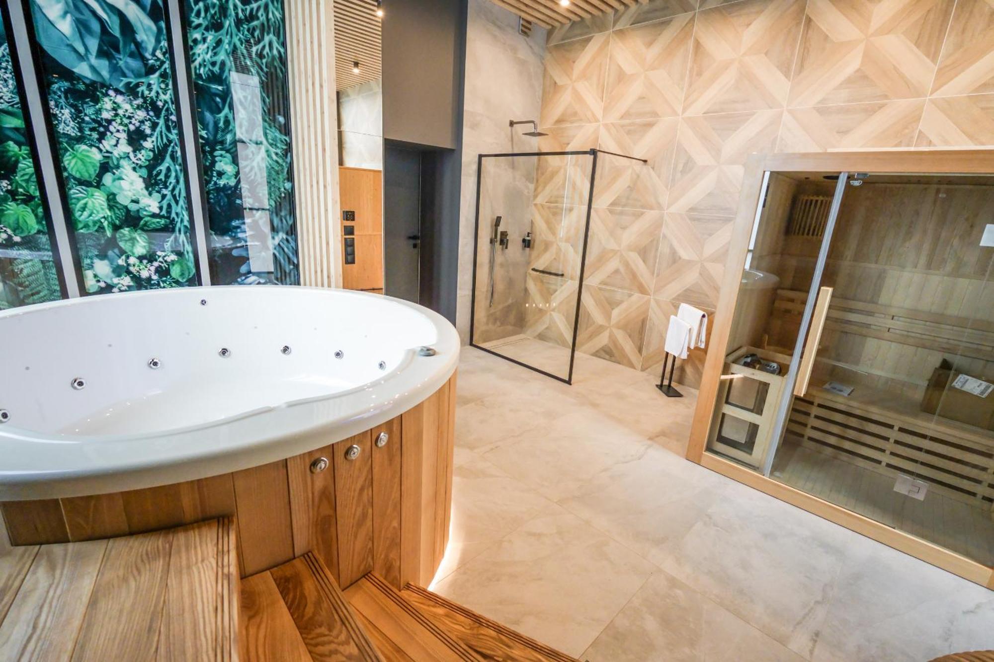 Hotel Jarota Яроцин Экстерьер фото